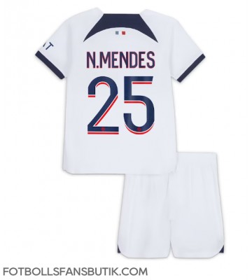 Paris Saint-Germain Nuno Mendes #25 Replika Bortatröja Barn 2023-24 Kortärmad (+ Korta byxor)